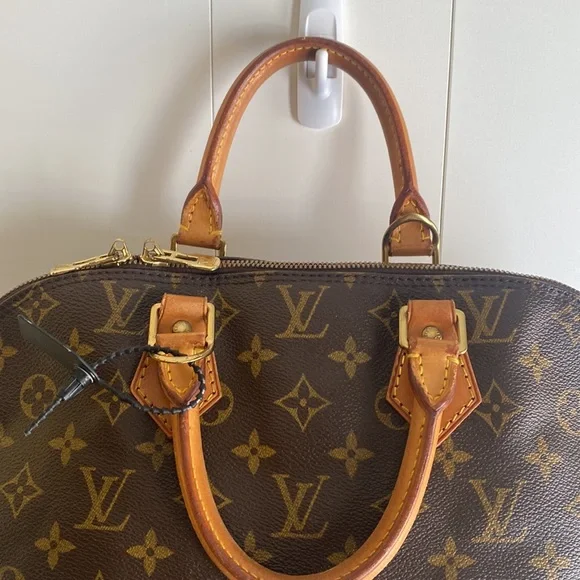 Louis Vuitton Monogram ALMA PM SATCHEL BAG ~💯  Authentic - Picture 15 of 15